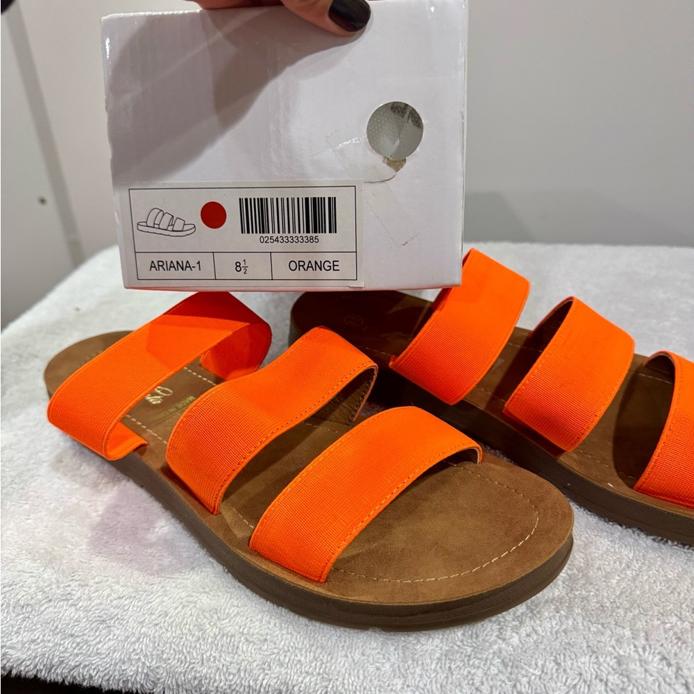 Mata Bright Orange Sandals